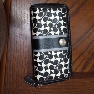 Authentic Coach Wallet