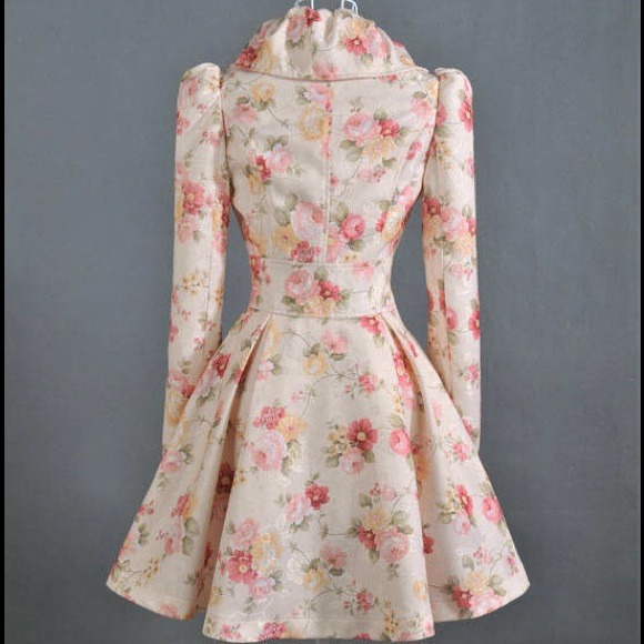 🚫traded🚫Jacquard Rose Princess Skirt Jacket - Picture 3 of 3