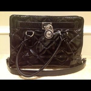 Sold ⛔⛔Michael Kors Black Leather Hamilton