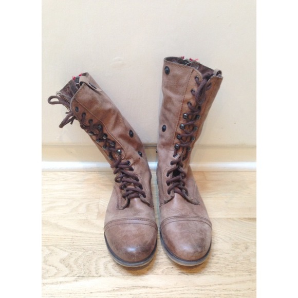Steve Madden Brown Combat BootsHOLDDDD