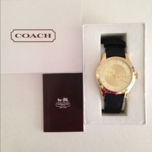 💢SOLD 💢NWT authentic coach gold tone watch