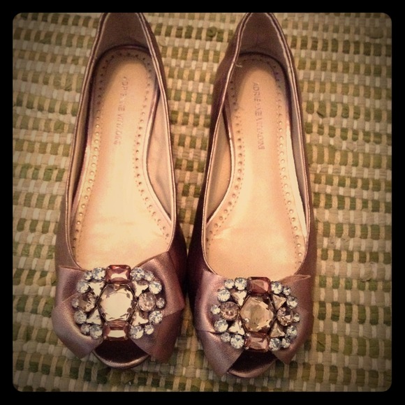 Peep toe flat in great condition!! ⭐️