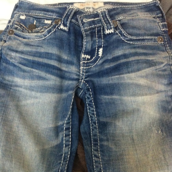I WANT TK TRADE THESE IF POSSIBLE FOR sz 25/26