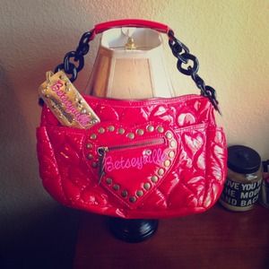 Betseyville Puffy Red Hearts Handbag