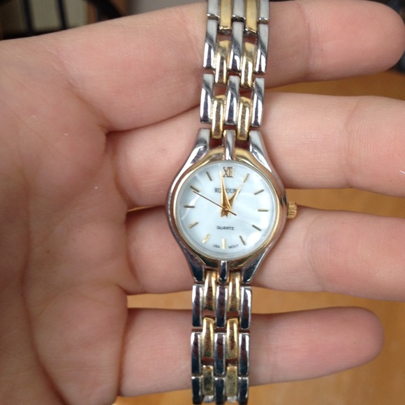 ❌GIFTED❌Two Tone Watch - Picture 2 of 3