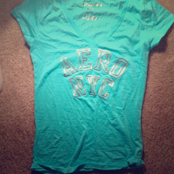 Aero V- neck