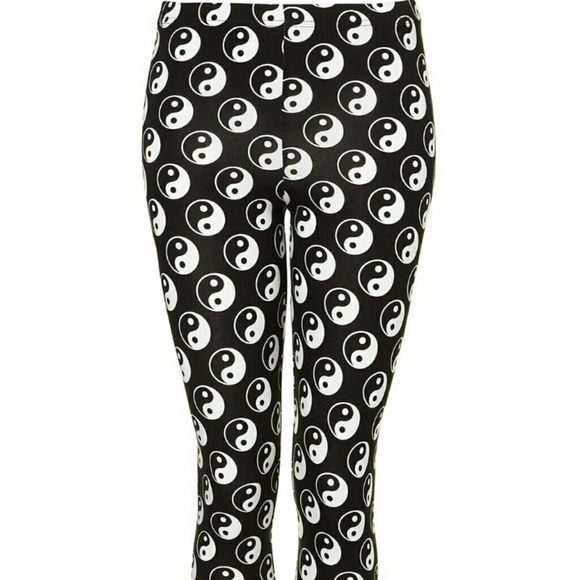 ✨BUNDLED✨♥Topshop♥yin yang grunge leggings