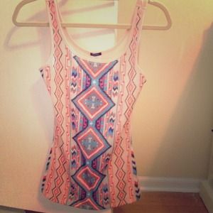 Brand new tank top with tribal pattern!!! ⭐️
