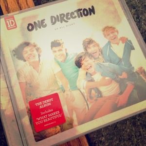 NEVER OPENED ONE DIRECTION CD