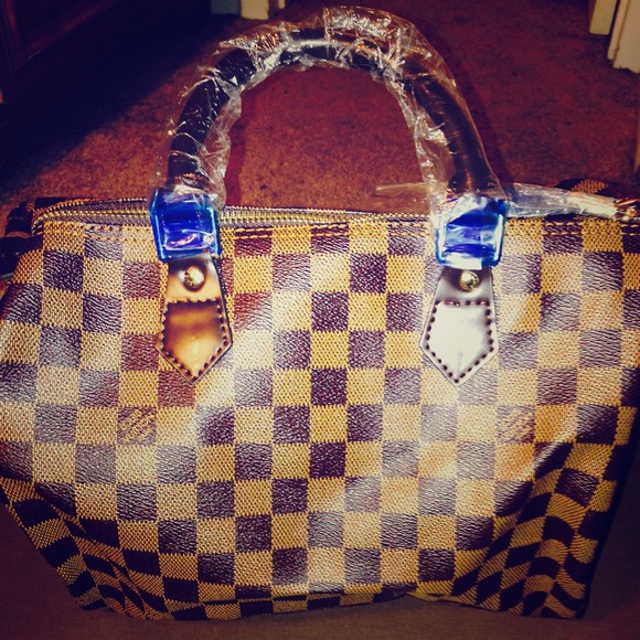 Great bag : bundle for  shells0426