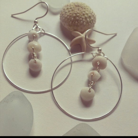Jewelry - Puka shell silver hoops