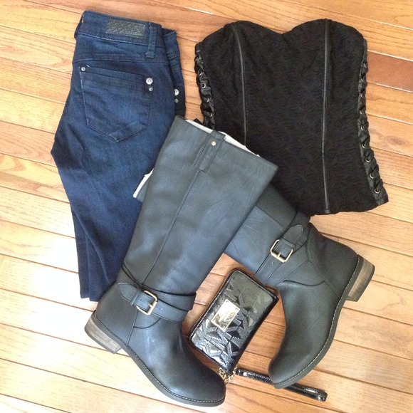 Shoes - Black boots