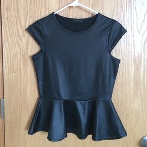 *SOLD* NWOT! Black peplum top