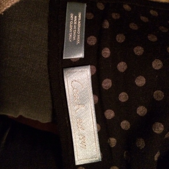 Wool coach beanie and matching scarf - Picture 3 of 4