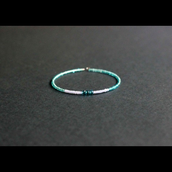 Elegant Swarovski crystals bracelet or armlet - Picture 2 of 3
