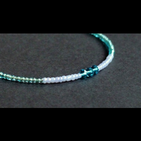 Elegant Swarovski crystals bracelet or armlet - Picture 3 of 3
