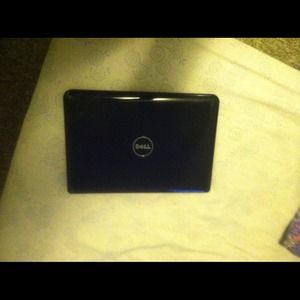 Mini dell lap top.