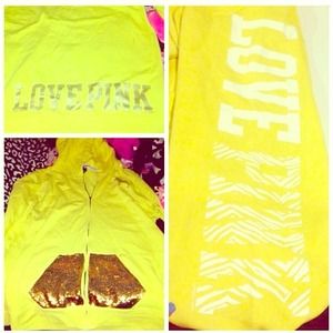 ❌TRADED❌ Yellow Victoria's Secret sweat outfit