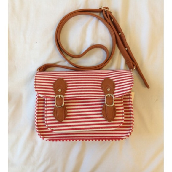 SOLDForever 21 messenger bag SOLD
