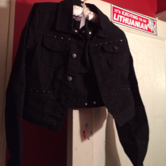 Studded crop denim jacket