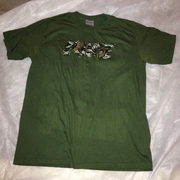 Men's nike shirt