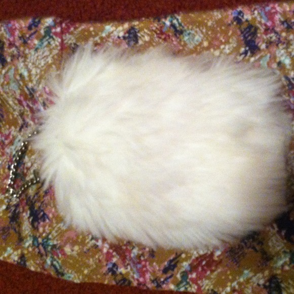 Small white faux fur wristlets & chained handle