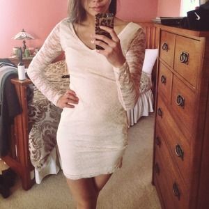 Forever 21 Dresses & Skirts - White Lace Body Con Mini Dress Forever 21 Dresses & Skirts - White Lace Body Con Mini Dress