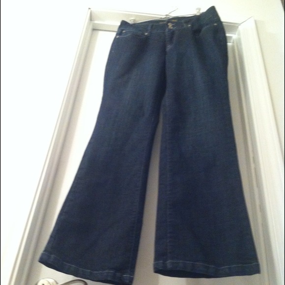St Johns Bay Blue Jeans SKU614 NWOT