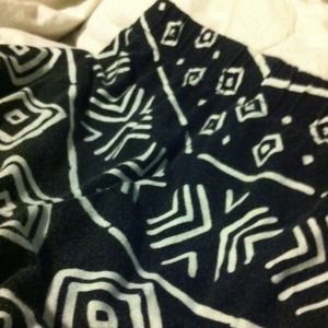Tribal print leggings