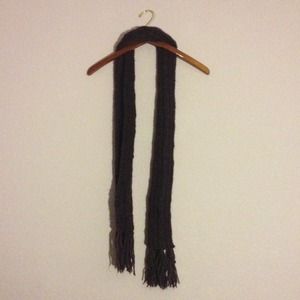 Dark Purple Knit Scarf