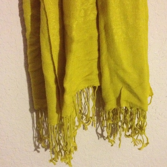 Yellow Fringed Scarf - Picture 2 of 2