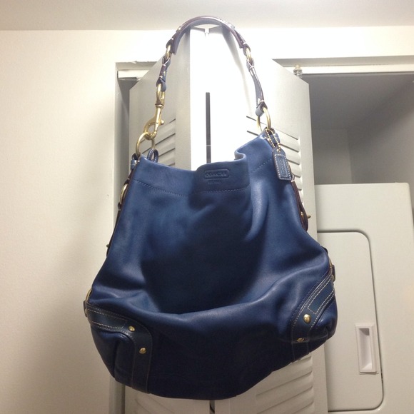 Coach Handbag - Picture 3 of 3