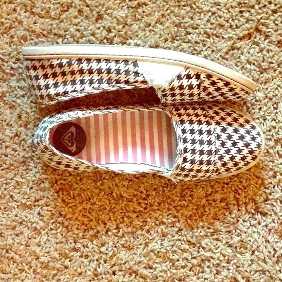 REDUCED!!!!!    Roxy shoes