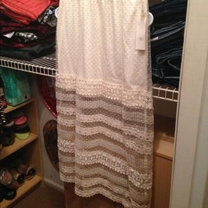 🚫TRADED 🚫 Lace tiered Maxi