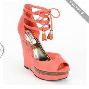 ISO Jennifer Lopez size 7.5