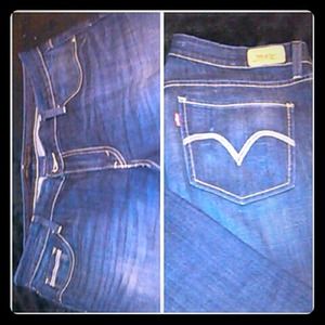 Mid-Rise, Skinny Levi's!!! Make an offer.