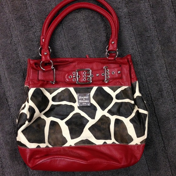 Dooney & Bourke purse