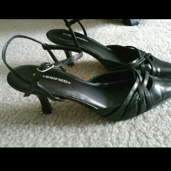 Black heels - Picture 2 of 2