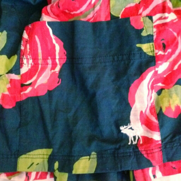 Floral skirt with pockets - Picture 3 of 3