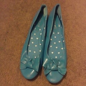 Cute blue flats with bows