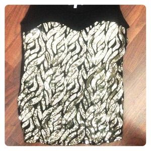 Sleeveless glitter top