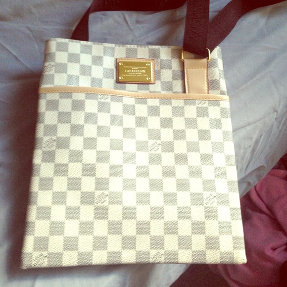 Inspired cross body