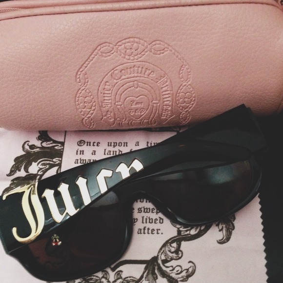 BUNDLED❗️Authentic Juicy Couture sunglasses