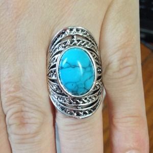 VINTAGE STYLE RETRO CRAFTED TURQUOISE RING