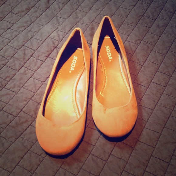 Brown flats