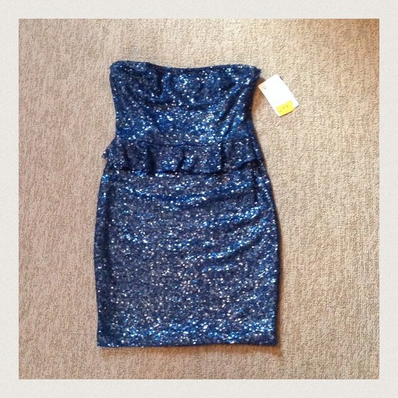NEW Zara TRF Blue Sequin Peplum Dress - Picture 2 of 4