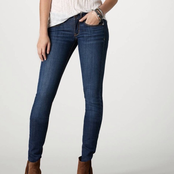 AEO Authentic Medium wash jean 14 nwot