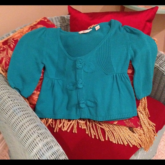 ANTHROPOLOGIE LiaMolly Crop Sweater - Picture 3 of 4