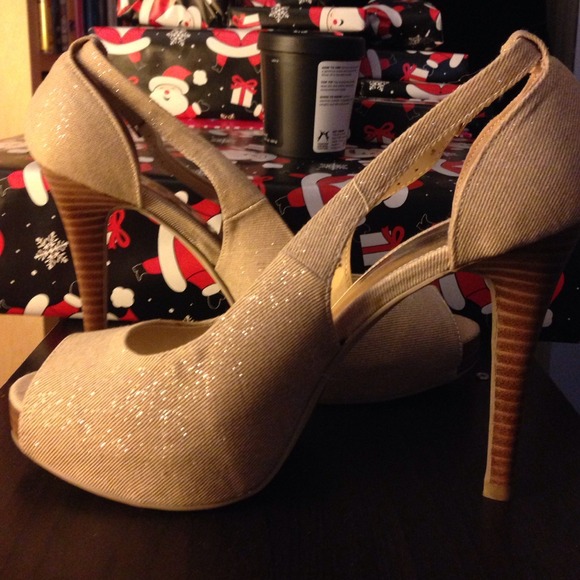 Express heels - Picture 2 of 4