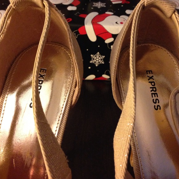 Express heels - Picture 3 of 4